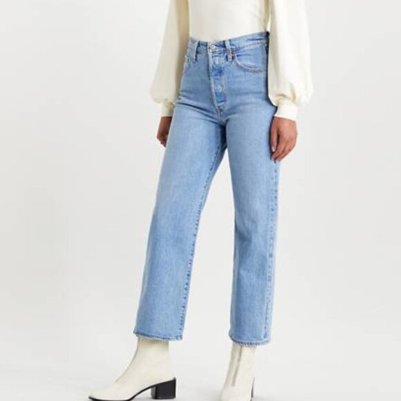 Levi's Ribcage Straight Ankle Jeans 29W X 29L Light Blue - Picture 7 of 7